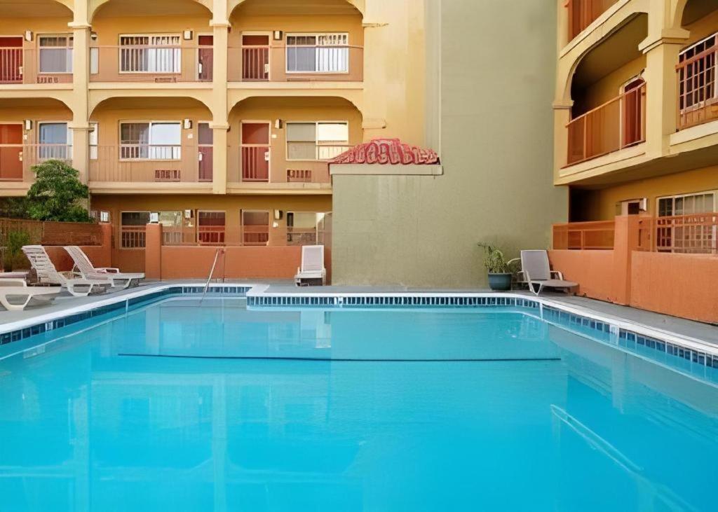 Hotel Solaire Los Angeles Eksteriør bilde